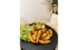 Картофель по-деревенски с пряными травами и чесноком